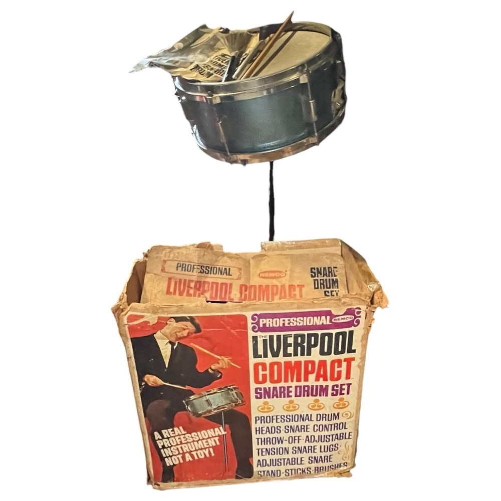 1966 Remco Liverpool Processional Compact Snare Drum Set Ringo Starr Beatles HTF